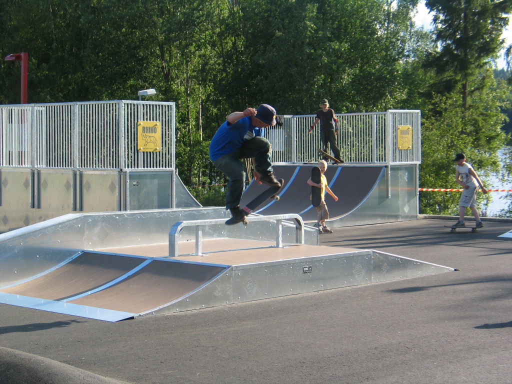 Parque de Skates, Patins e Bicicletas JYVASKYLA - Image 3