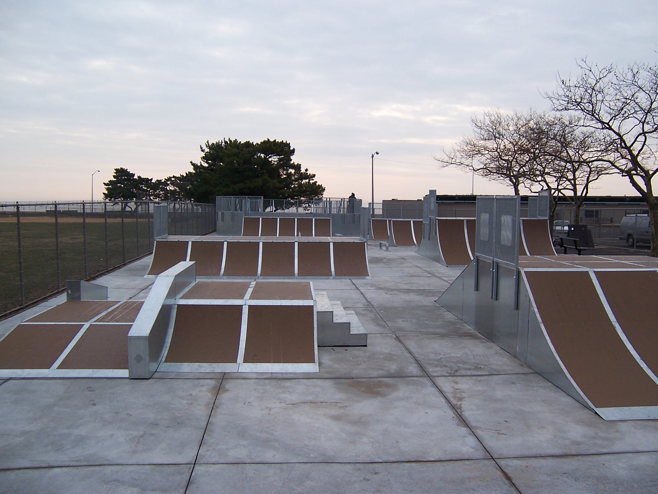Parque de Skates, Patins e Bicicletas New York - Image 3